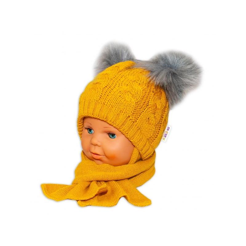 BABY NELLYS Zimní pletená čepička s šálou Mimi Bear - hořčicová s bambulkami - 34/36 čepičky obvod