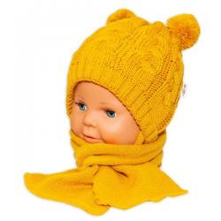 BABY NELLYS Zimní pletená čepička s šálou Mimi Bear - hořčicová s bambulkami - 34/36 čepičky obvod