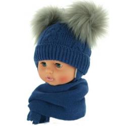 BABY NELLYS Zimní čepička s šálou - chlupáčkové bambulky - tm. modrá - 0/4měsíců